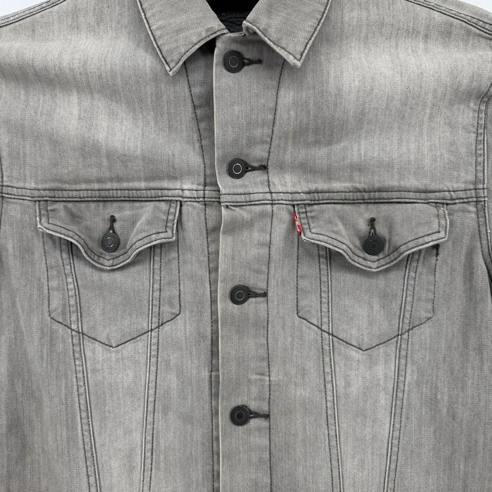 Levis see picture
